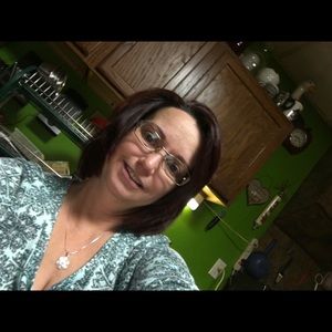 Meet your Posher, Deanna